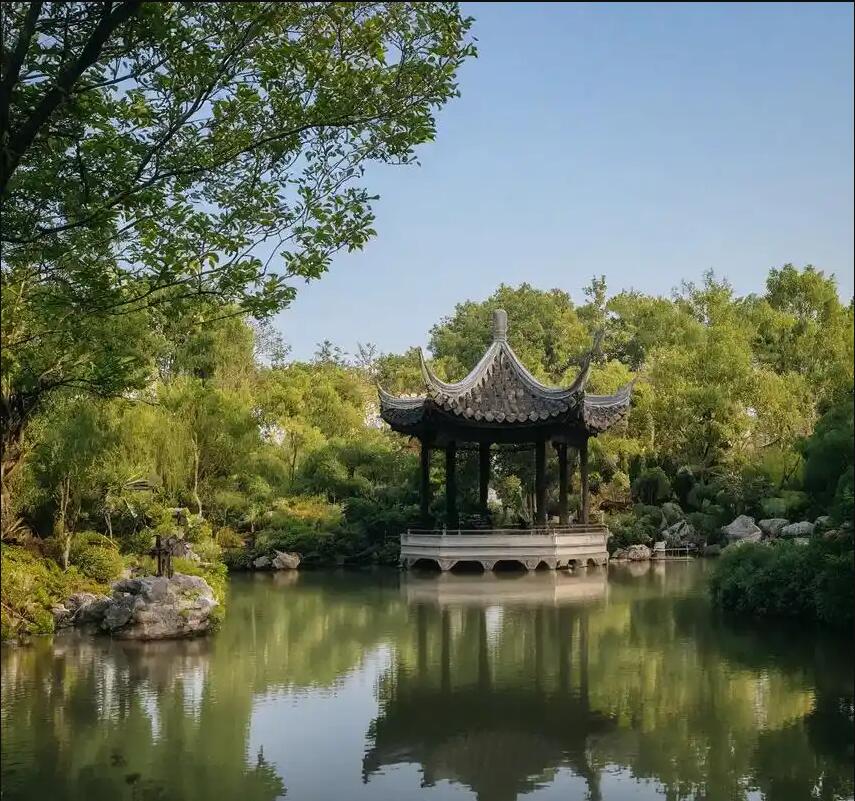 祁东县曼山餐饮有限公司